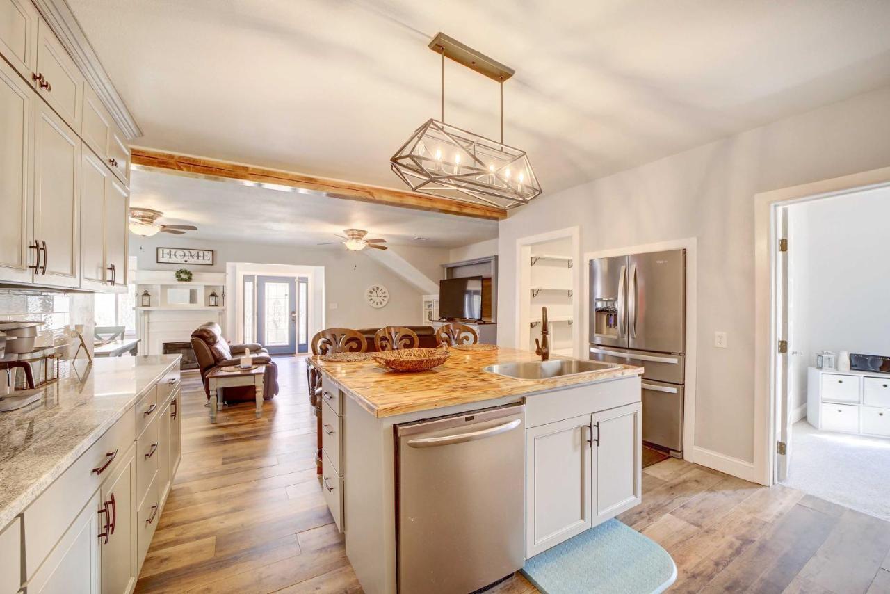 Pet-Friendly Afton Vacation Rental With Game Room Eksteriør bilde
